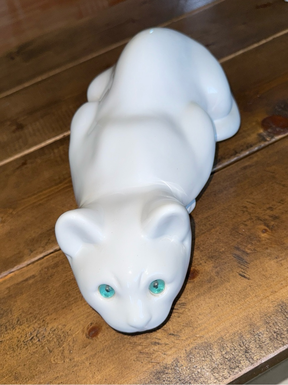 Elpa Alcobaca white ceramic cat Portugal glass eyes 14” vintage